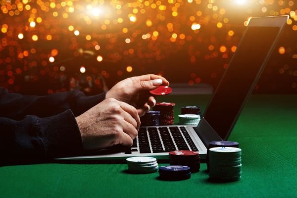 taya777 link platform hero banner showing sports and casino entertainment